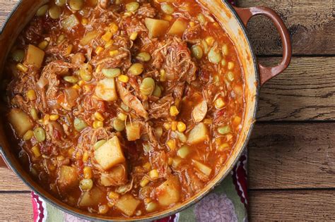 When the ground beef is cooked, drain excess grease. . Georgia brunswick stew recipe